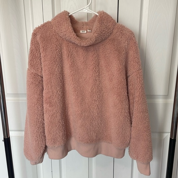 Gap Fuzzy Pink Sweatshirt Size Large - Picture 1 of 3